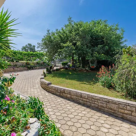 Apartman Apartment Lili-1 By Interhome Kukci