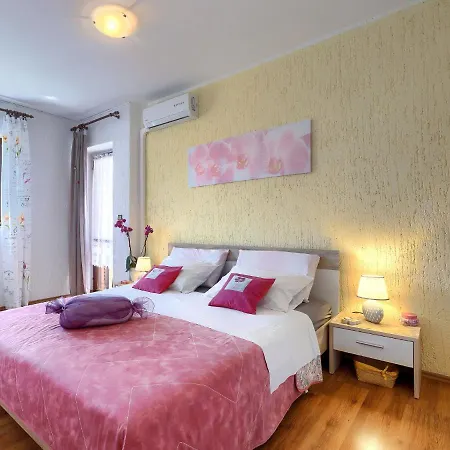Appartement Lili-1 By Interhome
