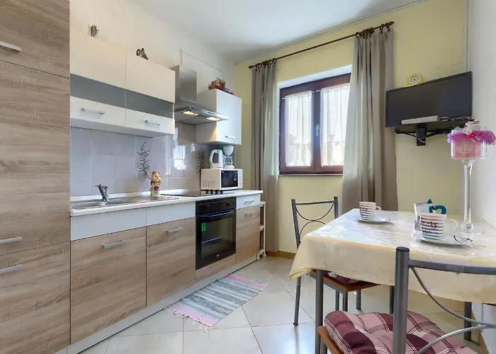 Lili-1 By Interhome